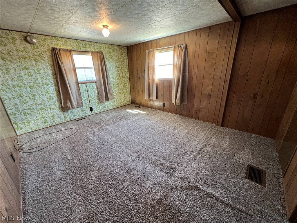 Schoenbrunn Tr - Residential