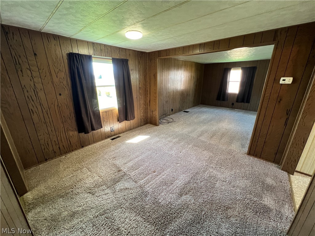 Schoenbrunn Tr - Residential