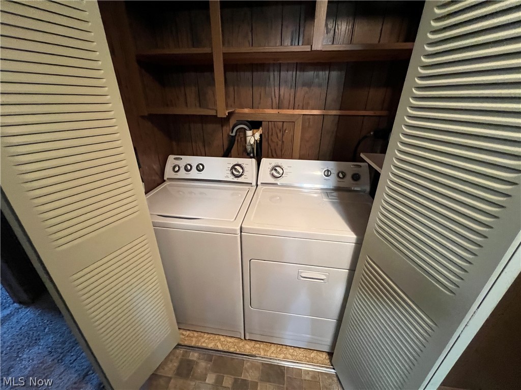 Schoenbrunn Tr - Residential