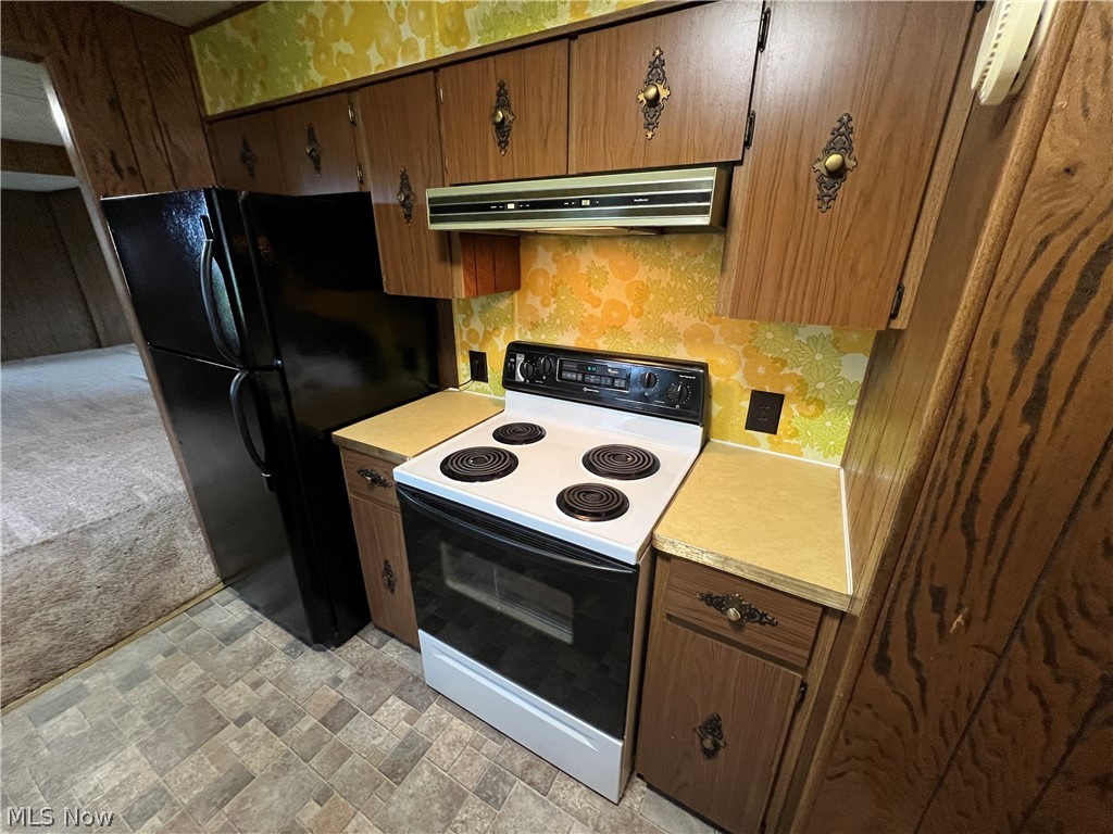 Schoenbrunn Tr - Residential