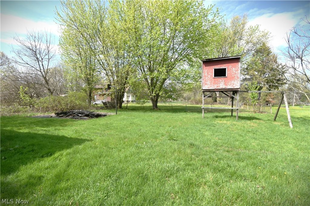 Photo of 1612 Jacobs Road, Youngstown, OH 44505 (MLS # 5204087)