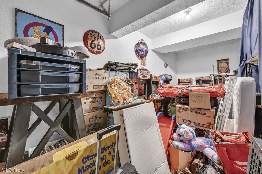 Lakes/Brittany Pointe - Residential