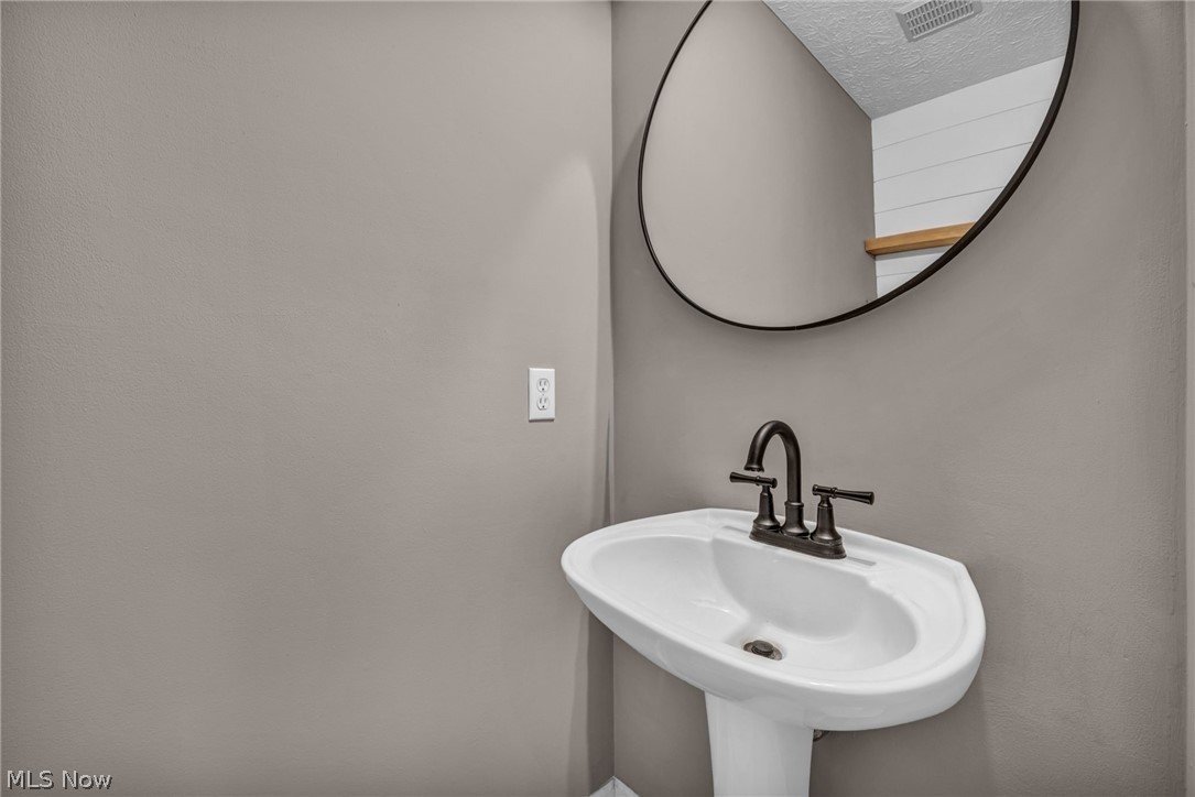 Lakes/Brittany Pointe - Residential