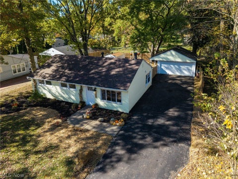 Tiny photo for 9898 Oakwood Drive, Twinsburg, OH 44087 (MLS # 5252761)