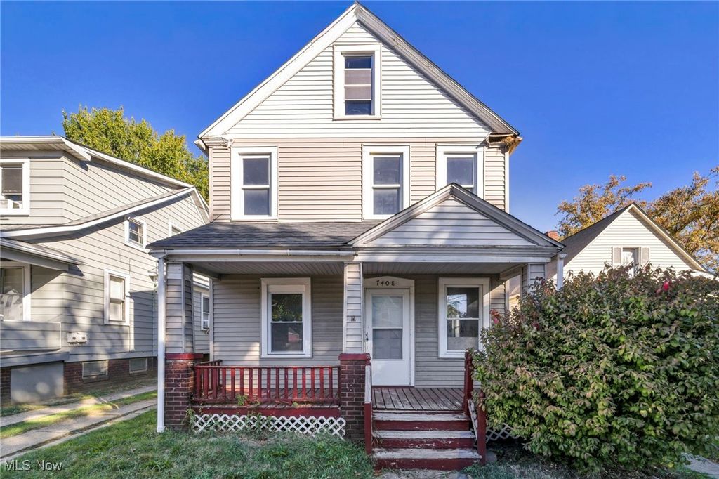 Photo of 7408 Wentworth Avenue, Cleveland, OH 44102 (MLS # 5166883)