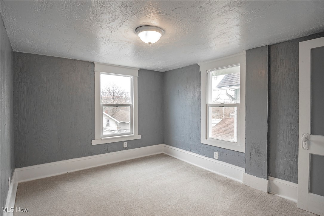 682 Brown Street, Akron, Ohio image 17