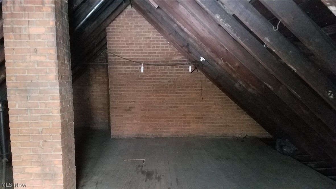 John Suchy 02 - Residential Income