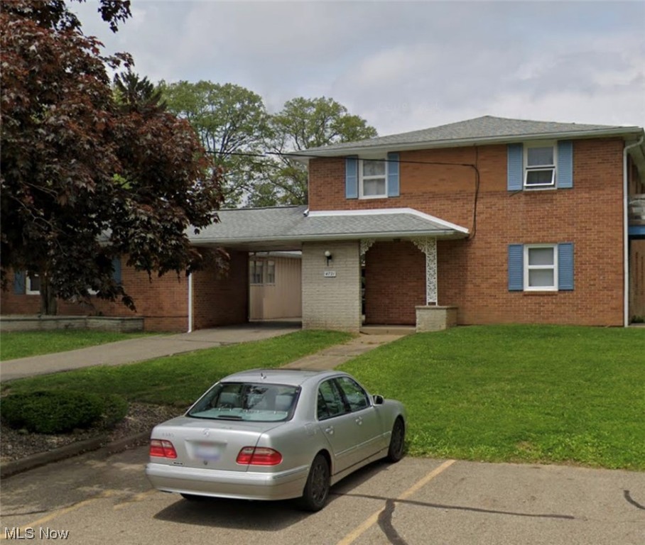 1 BED 1 BATH Jackson Twp apt. Carport included. T pays only electric. Coin operated laundry availavle. Minutes from Belden Village.