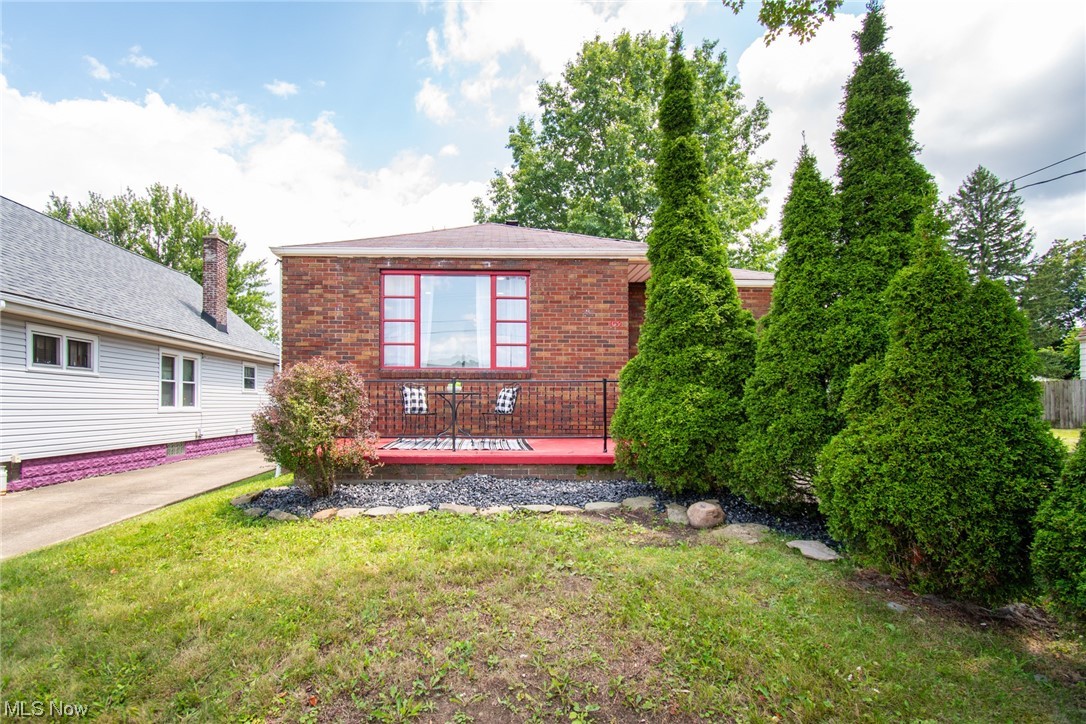 Beautiful Brick Ranch! 109 N Dunlap is a stunning updated home located near a park and many shopping centers. As you pull in you notice the huge porch and and unique curb appeal. You walk in and notice the fresh paint throughout and beautiful new floors. The kitchen is perfect to cook huge family feast and also has a sit in bar right off of the kitchen. The main floor hosts a huge bathroom and 2 spacious bedrooms. The basement has plenty of space and is partially finished. The bathroom in the basement is spa like. The backyard has a huge deck perfect for family gatherings and entertaining. You’ll have all the privacy you need with a fully fenced in yard.
