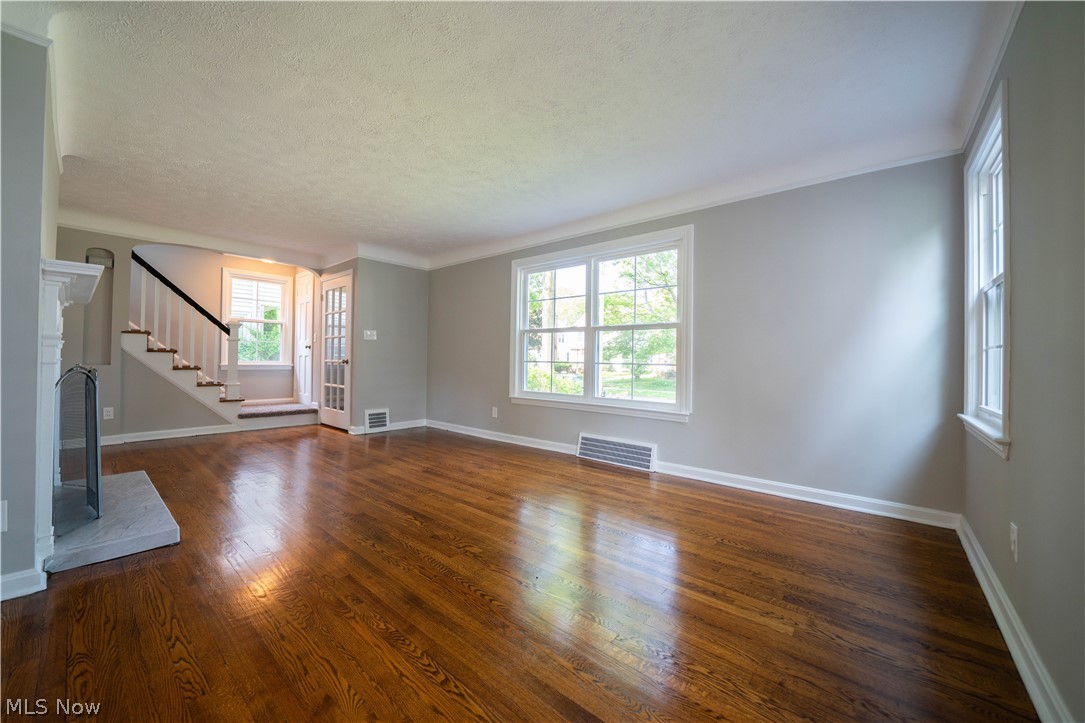 Meadbovl - Residential