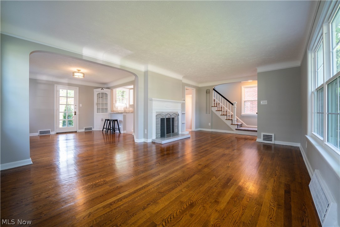 Meadbovl - Residential