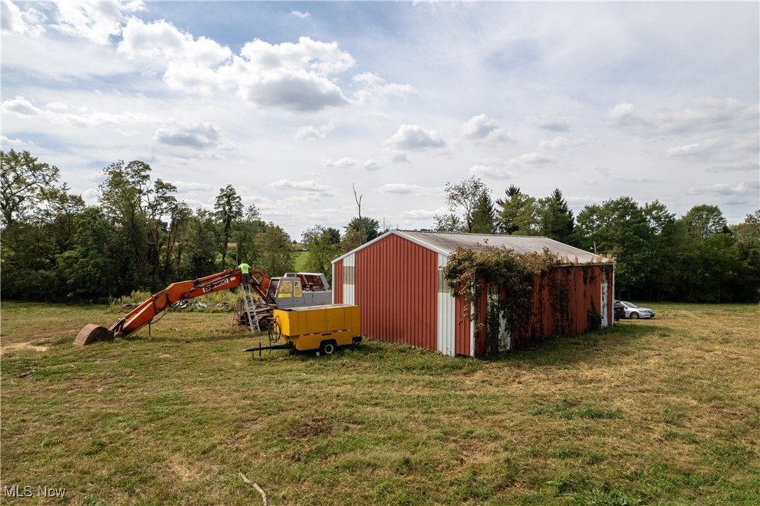 Deerfield Avenue, Dalton, Ohio image 11