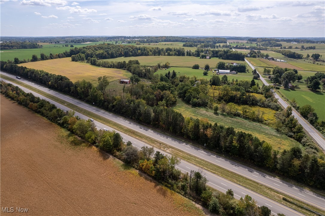 Deerfield Avenue, Dalton, Ohio image 3