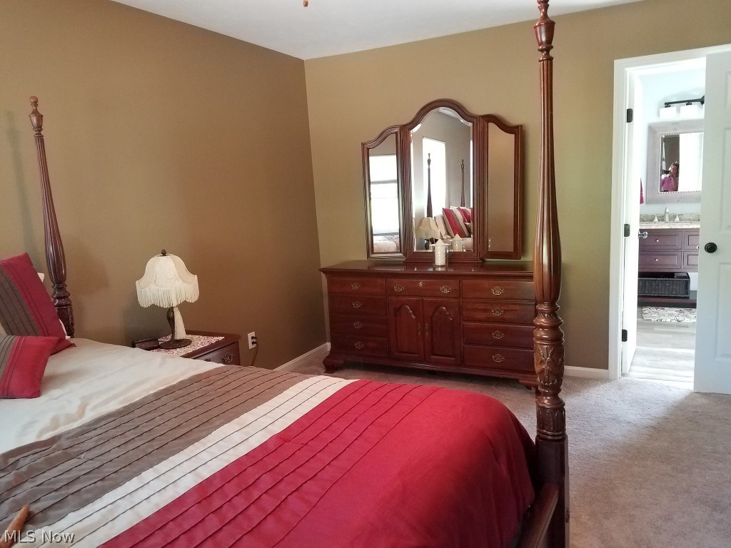 South Hills Village - Residential