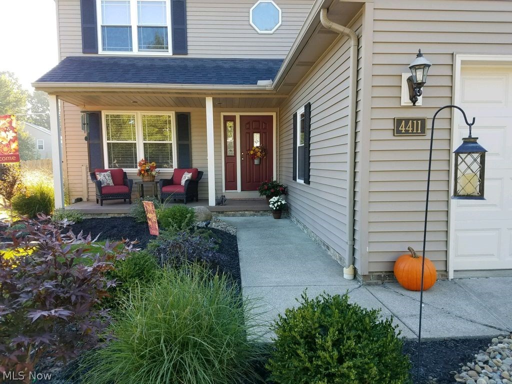 South Hills Village - Residential