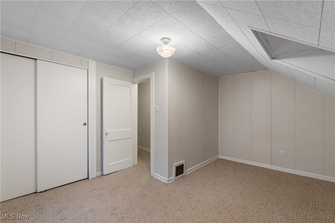 South Blvd E Pontiac - Residential