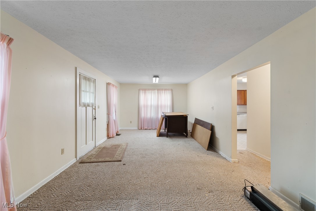 South Blvd E Pontiac - Residential