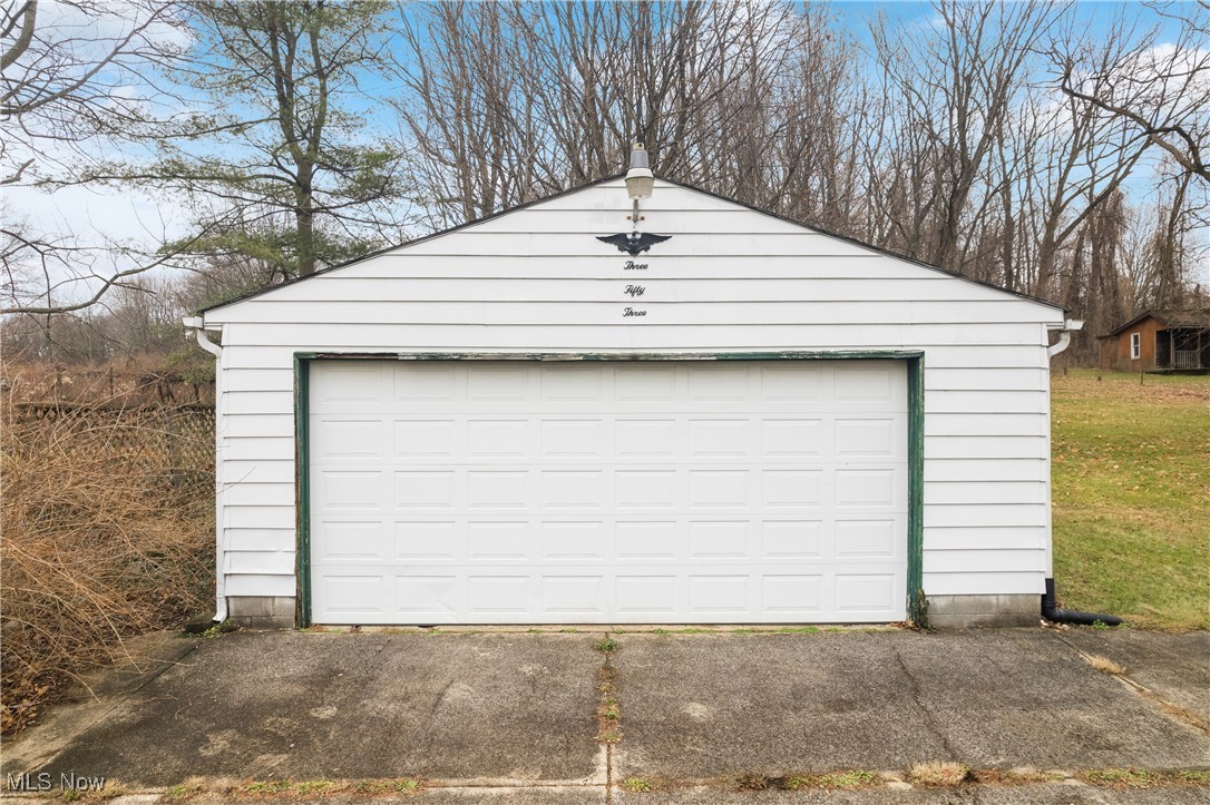 South Blvd E Pontiac - Residential