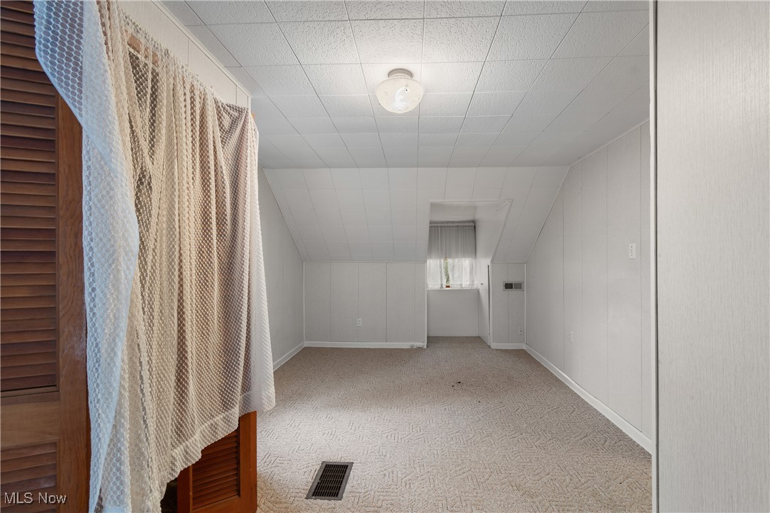 South Blvd E Pontiac - Residential