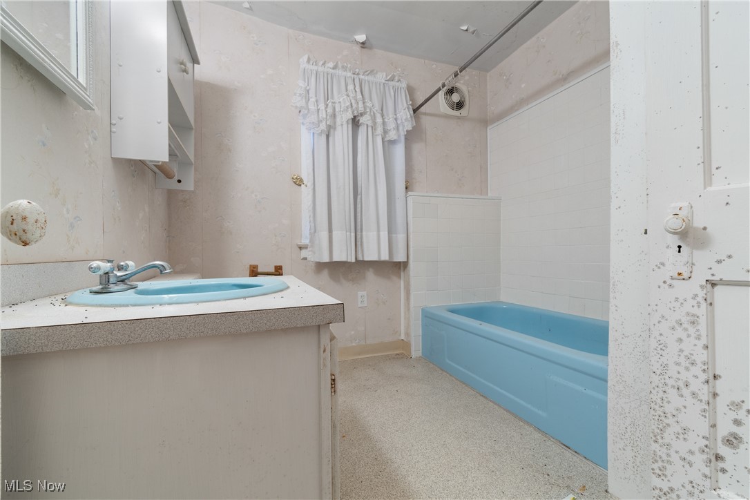 South Blvd E Pontiac - Residential