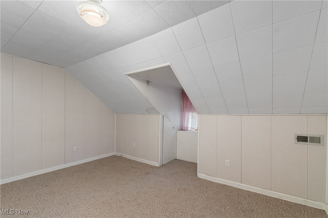 South Blvd E Pontiac - Residential