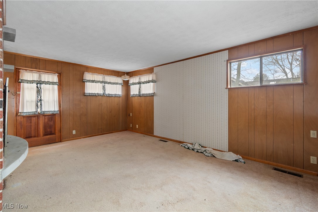 South Blvd E Pontiac - Residential