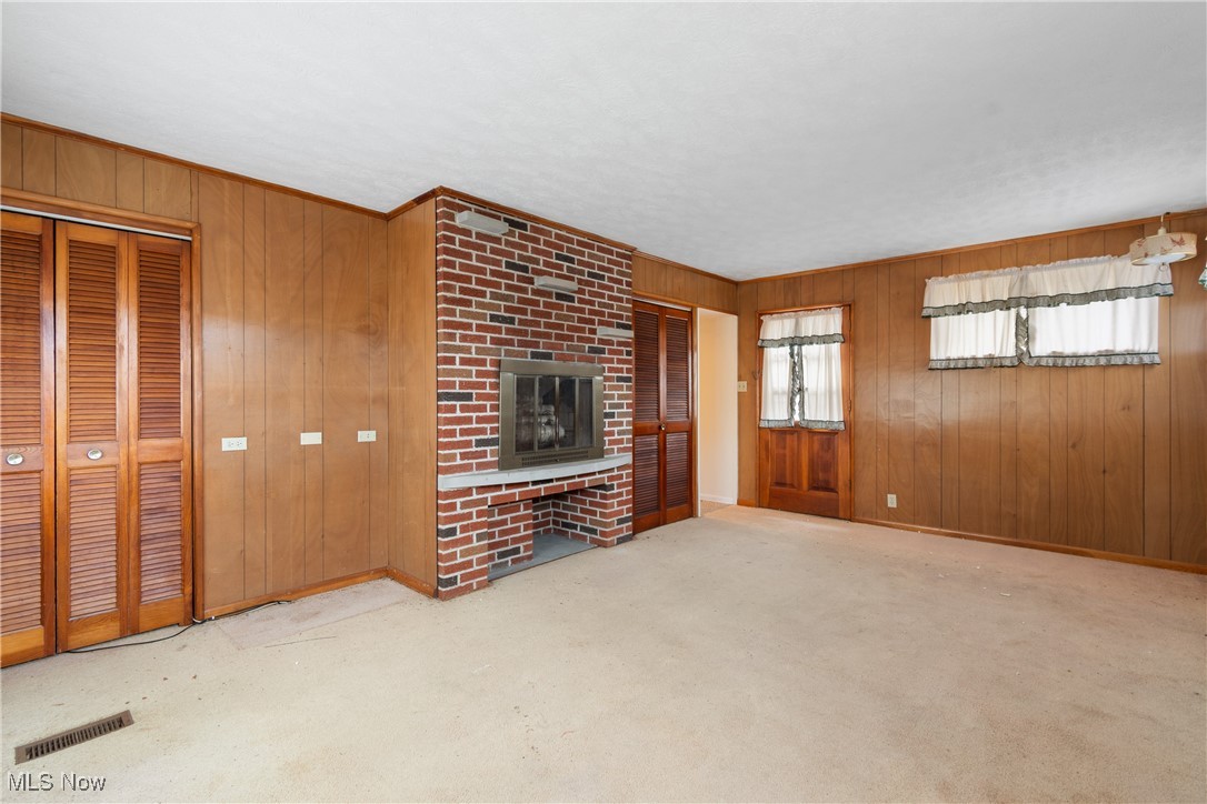 South Blvd E Pontiac - Residential