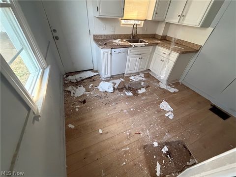 Tiny photo for 12028 Wade Park Avenue, Cleveland, OH 44106 (MLS # 5189788)