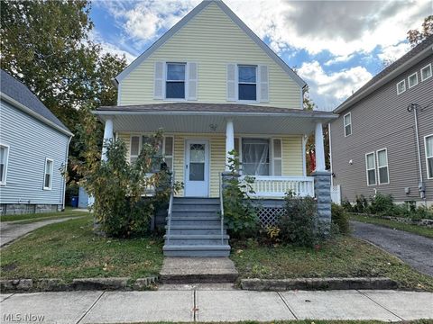 Tiny photo for 12028 Wade Park Avenue, Cleveland, OH 44106 (MLS # 5189788)