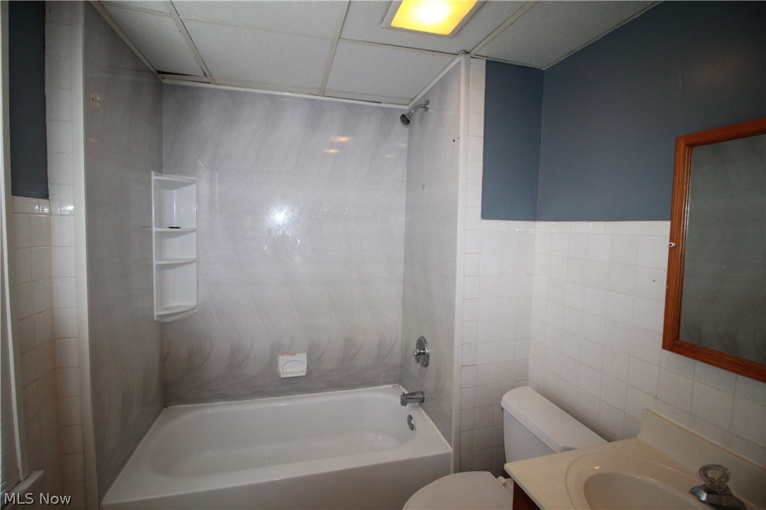 Garfield Blvd - Residential