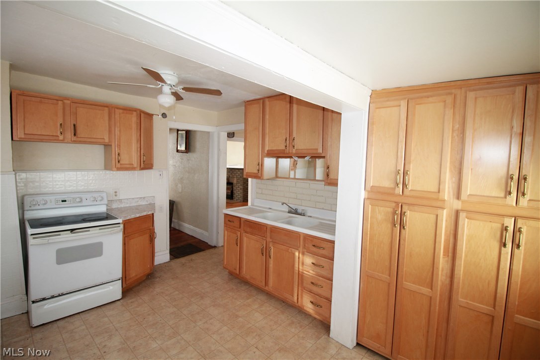 Garfield Blvd - Residential