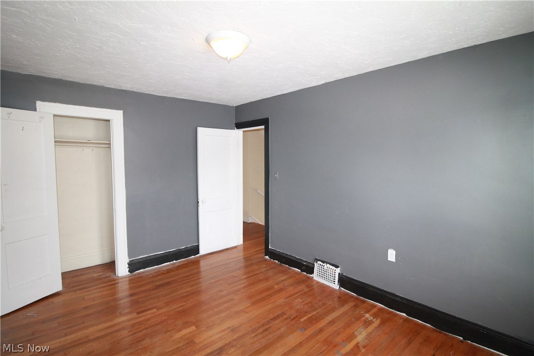 Garfield Blvd - Residential