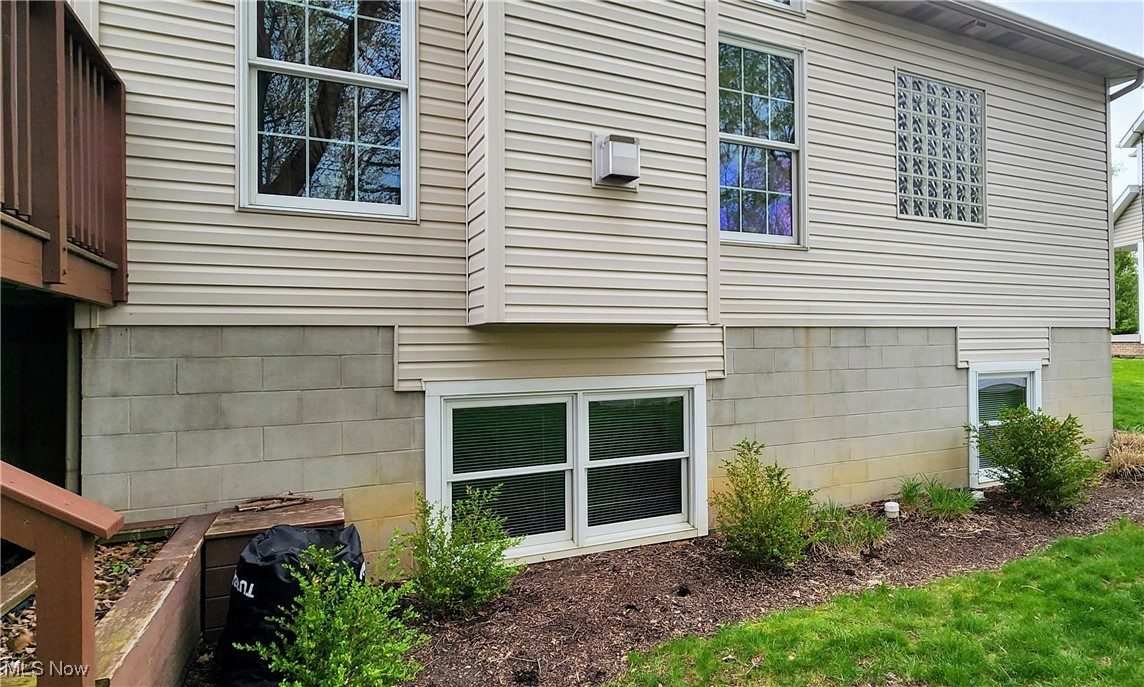 4664 Edgewater Drive, Stow, Ohio image 33
