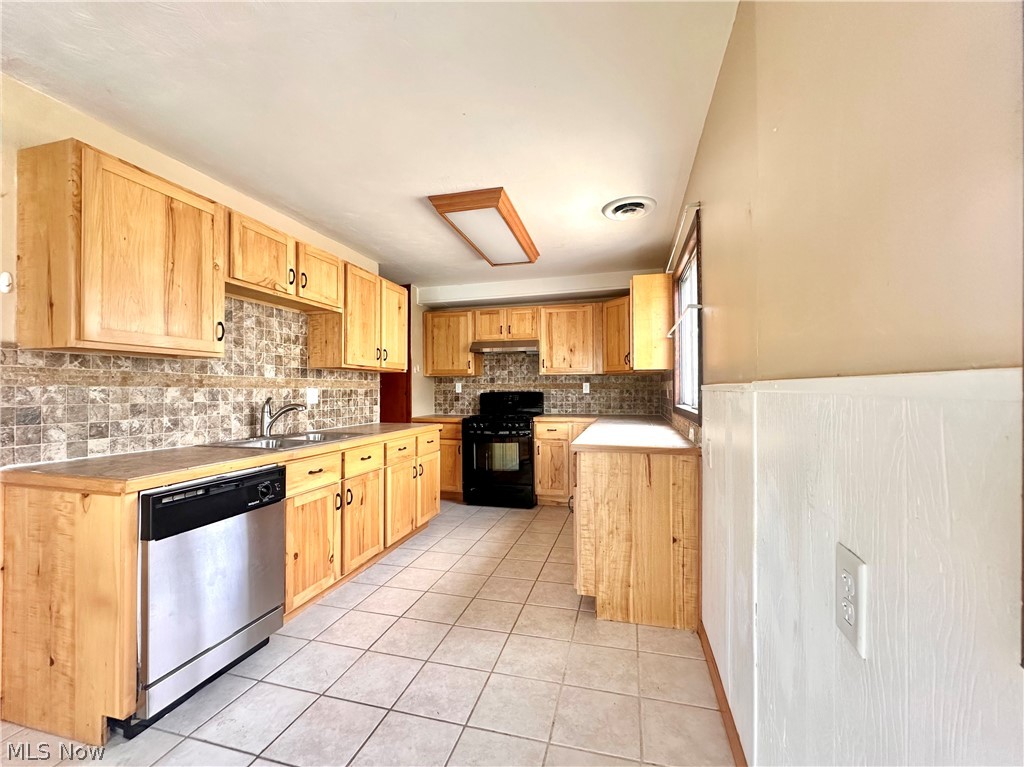 1507 Lehigh Avenue