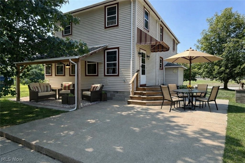 Photo of 110 Railroad Street, LaGrange, OH 44050 (MLS # 5191677)