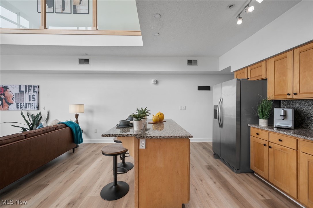 Condominiums/Stonebridge Ph #1 - Residential