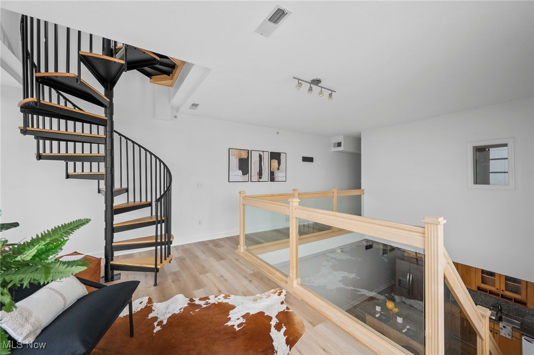 Condominiums/Stonebridge Ph #1 - Residential