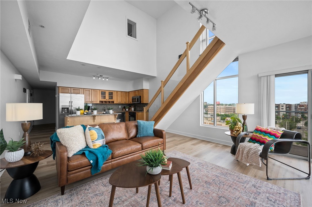 Condominiums/Stonebridge Ph #1 - Residential