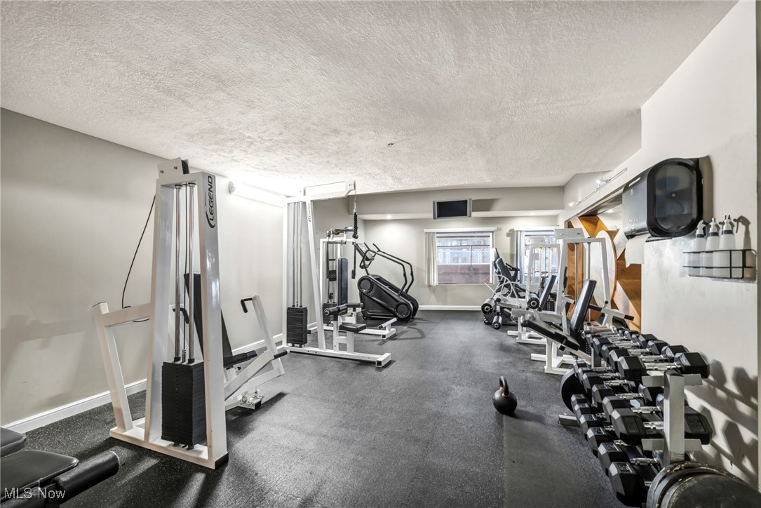 Condominiums/Stonebridge Ph #1 - Residential