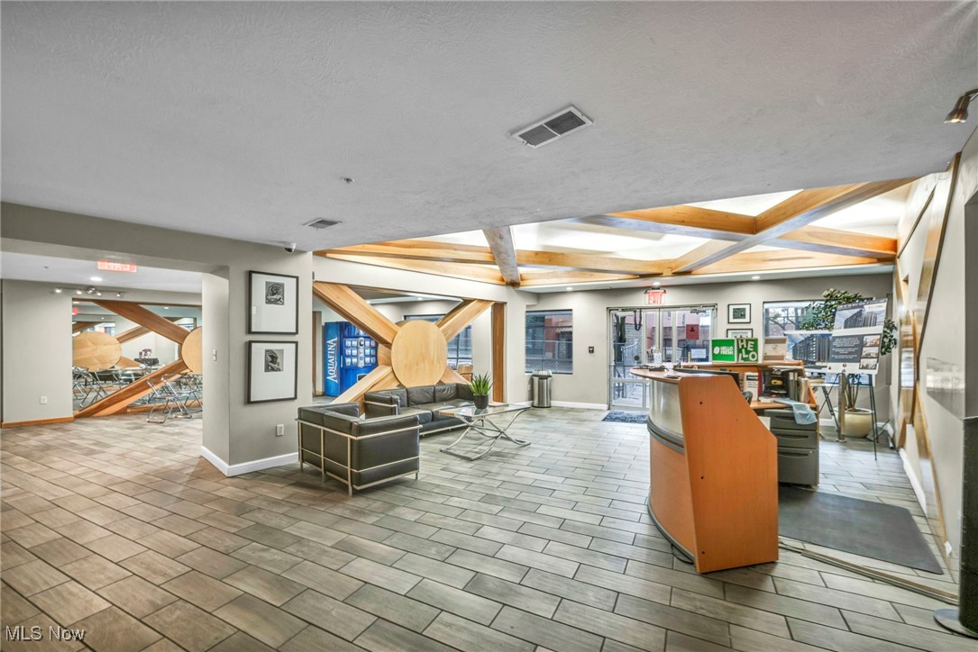 Condominiums/Stonebridge Ph #1 - Residential