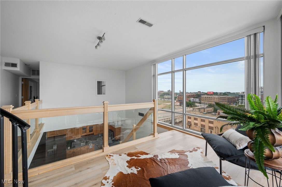 Condominiums/Stonebridge Ph #1 - Residential