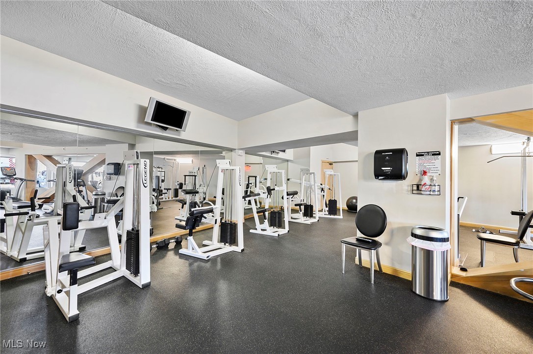 Condominiums/Stonebridge Ph #1 - Residential