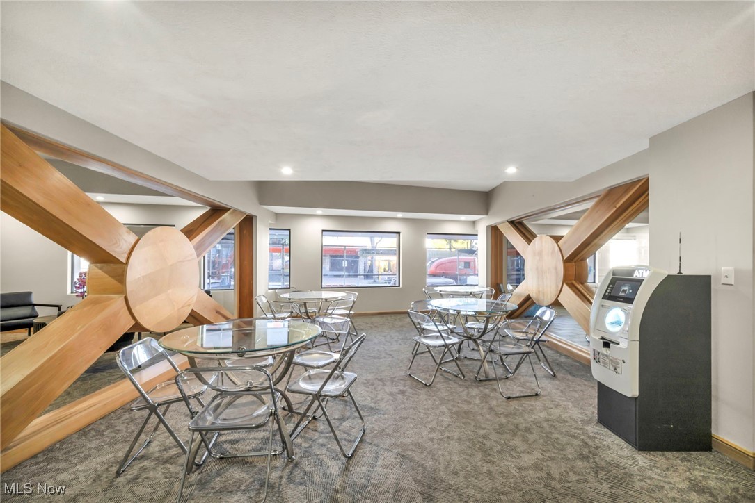 Condominiums/Stonebridge Ph #1 - Residential