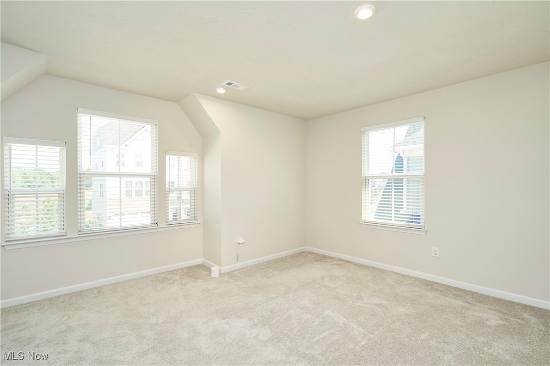 Links/Rosemont Greens Ph 1 - Residential Lease