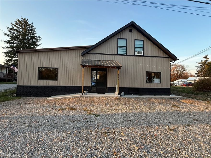 ?? Commercial Lease – 4445 East Pike- Unit A, Zanesville

$1,000/month | All Utilities Included

Looking for a flexible space with endless opportunities? This beautiful, updated commercial unit is a perfect canvas with endless possibilities!!! 

? Features:
Prime location with great on-and-off interstate access
All utilities included in rent ($1,000/month)
Shared main entry and public restroom
Private entry directly into your individual suite
Tenant is responsible for any build-out or space modifications, which must be returned to original condition at lease end unless otherwise agreed upon

This is an excellent opportunity for a growing business to establish itself in a clean, professional setting in a high-traffic area.