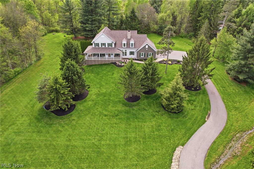 Photo of 18130 Greatwood Lane, Chagrin Falls, OH 44023 (MLS # 5209942)