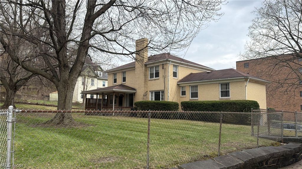 Photo of 615 E 4th Street, East Liverpool, OH 43920 (MLS # 5197760)