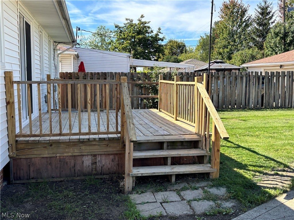 79 WILLARD Avenue