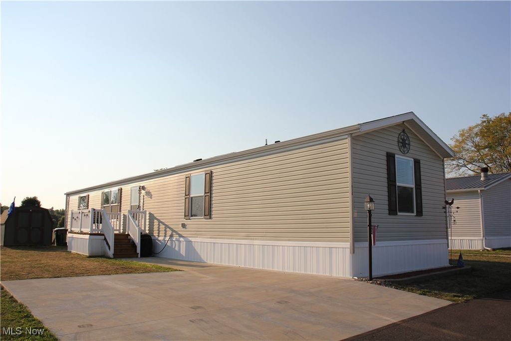 Photo of 11638 3rd Street, Sandyville, OH 44643 (MLS # 5174934)