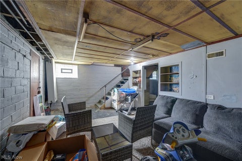 Tiny photo for 3878 W 31st Street, Cleveland, OH 44109 (MLS # 5254338)